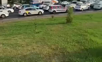 Автомобильный затор зафиксирован в районе сочинского аэропорта