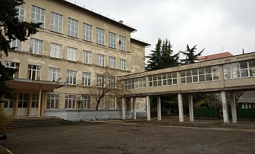 В Сочи осуществляется ремонт школы №80