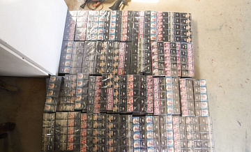 Полицейские в Сочи уничтожили 43 коробки контрабанды