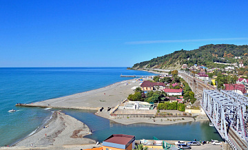 Самый широкий пляж Сочи открыли 20 июня
